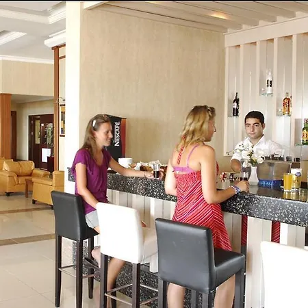 Üdülőközpont Aska Bayview 4*